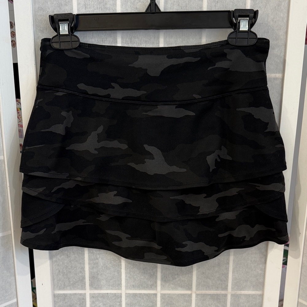 Athleta Girls Swing Camo Skort Size XL/14